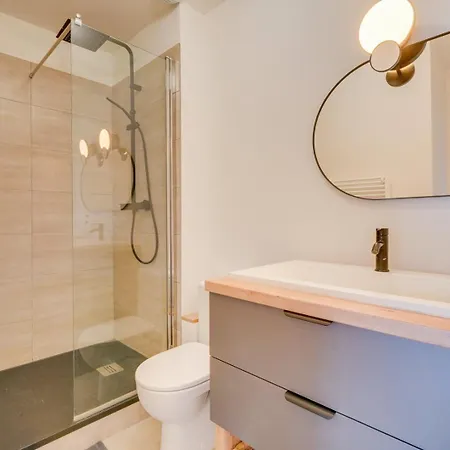 Charming, Modern Flat With Private Parking Apartment Bordeaux